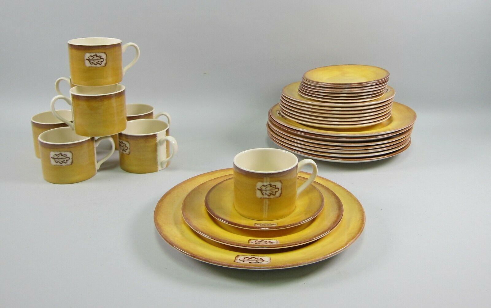 32pc Set Of Wood & Sons China Leaf-gold Dinnerware  Service/8